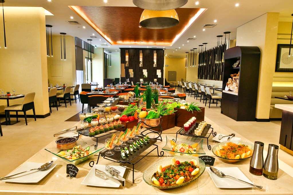 Four Points By Sheraton Production City, Dubai Hotel Restaurant photo